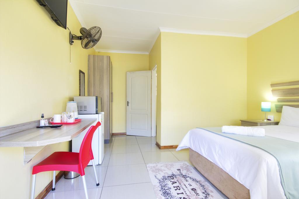 Minilitha Lodge Richards Bay Exterior photo